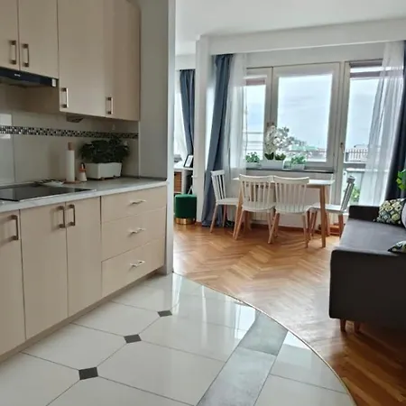 Apartment Labo Plac Teatralny *